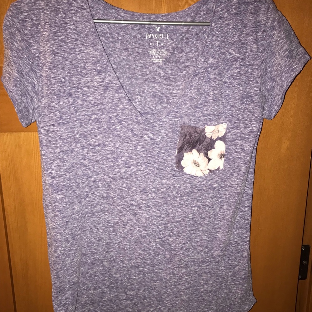 American Eagle T Shirt